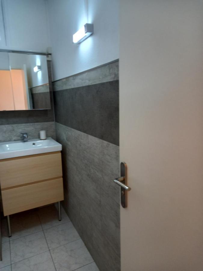 L'Escale Champenoise , Wifi Garage Parking Prive Gratuit Apartment Chalons en Champagne Exterior photo